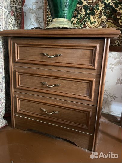 Тумба прикроватная бу