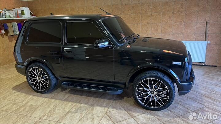 LADA 4x4 (Нива) 1.7 МТ, 2020, 10 325 км