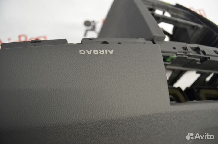 Торпедо панель приборов Opel Meriva 2016г