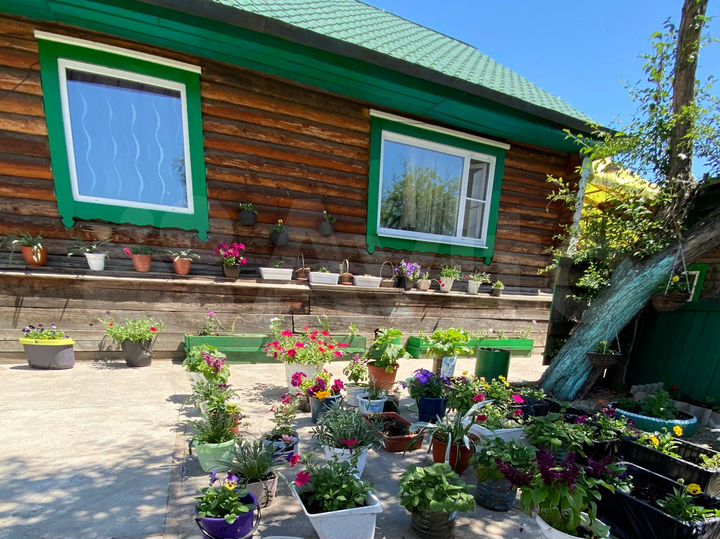 Дом 64 м² на участке 12,2 сот.