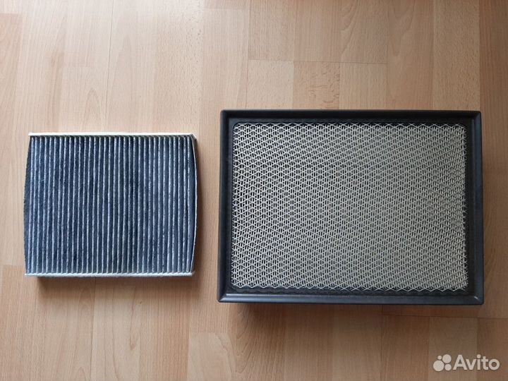 Фильтр воздушный 17801-OL040 и салонный 87139-5801
