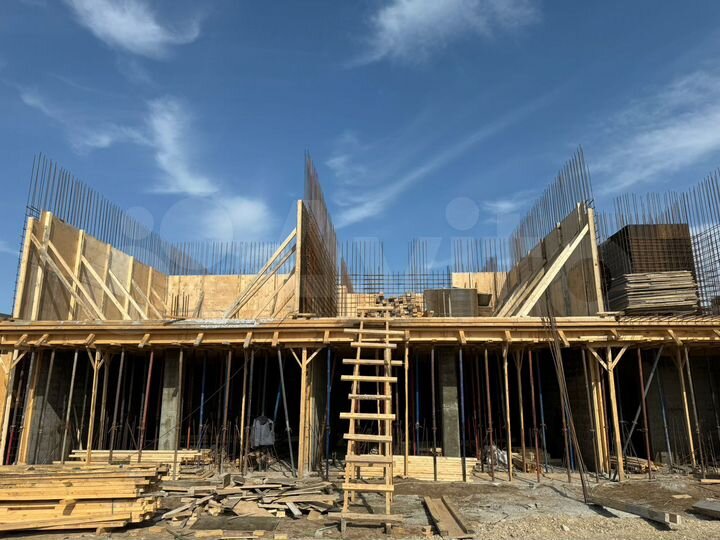 1-к. квартира, 49 м², 2/12 эт.