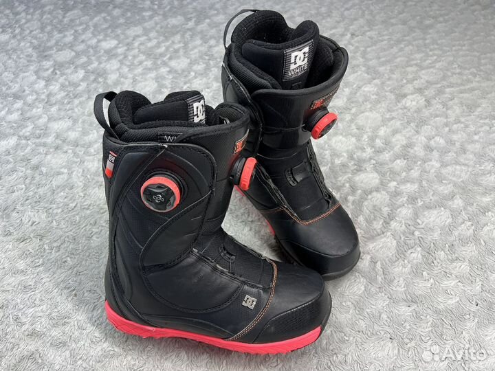 Ботинки для сноуборда 39eur DC Mora