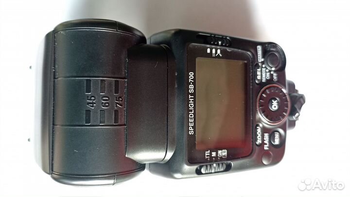 Фотовспышка nikon speedlight SB-700