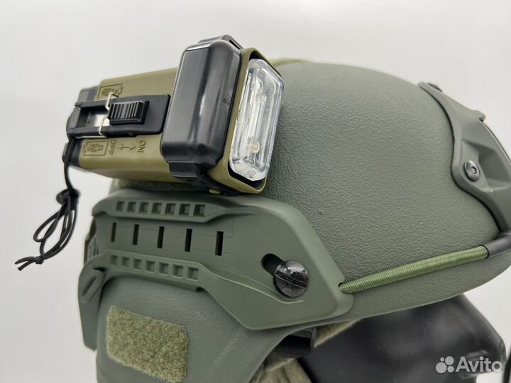 Тактический нашлемный фонарь аварийный маркер