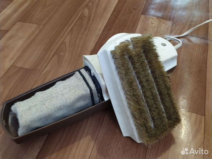 Электрощетка-пылесос Ветерок-3 1983г