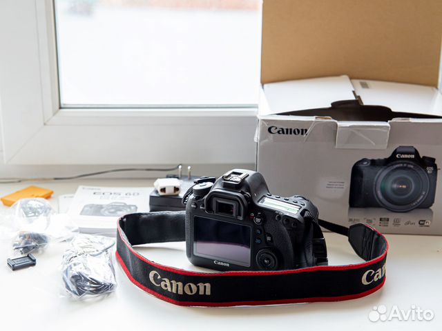 Canon 6D полнокадровый, зеркальный, в идеале