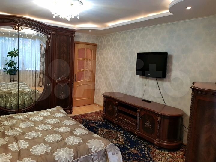 2-к. квартира, 62 м², 2/10 эт.