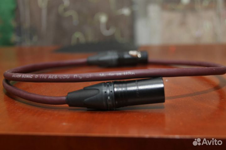DH labs Silver sonic d 110