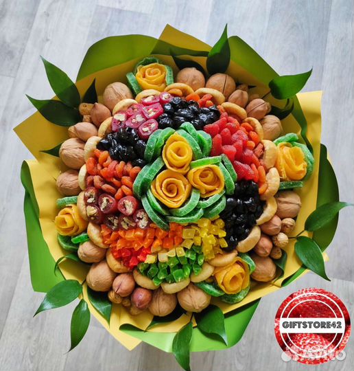 Ореховые букеты и корзины