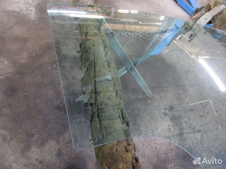 Стекло двери передней правой Chevrolet Aveo (T300)