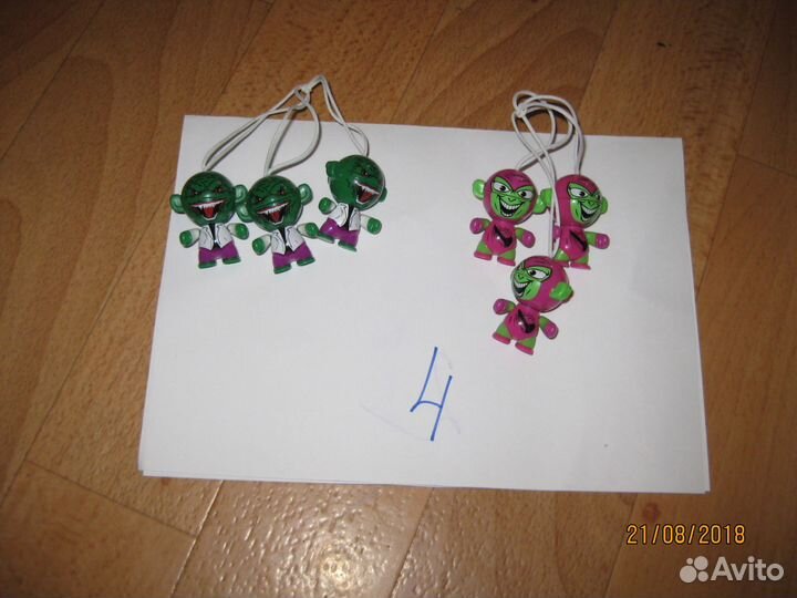 Игрушки киндер