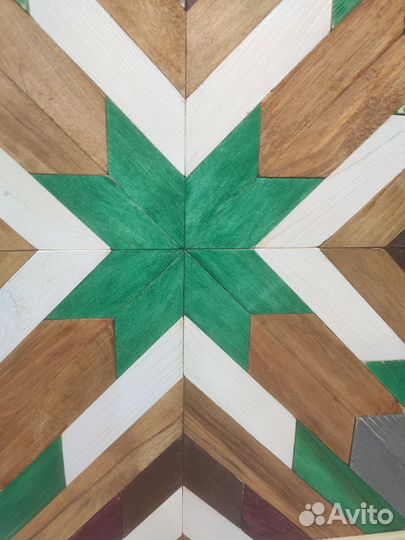 Панно из дерева