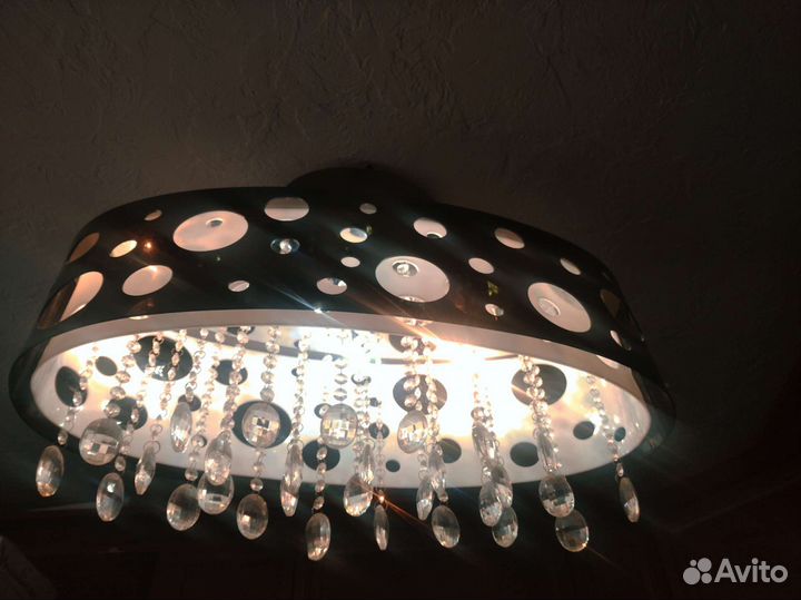 Светильник потолочный