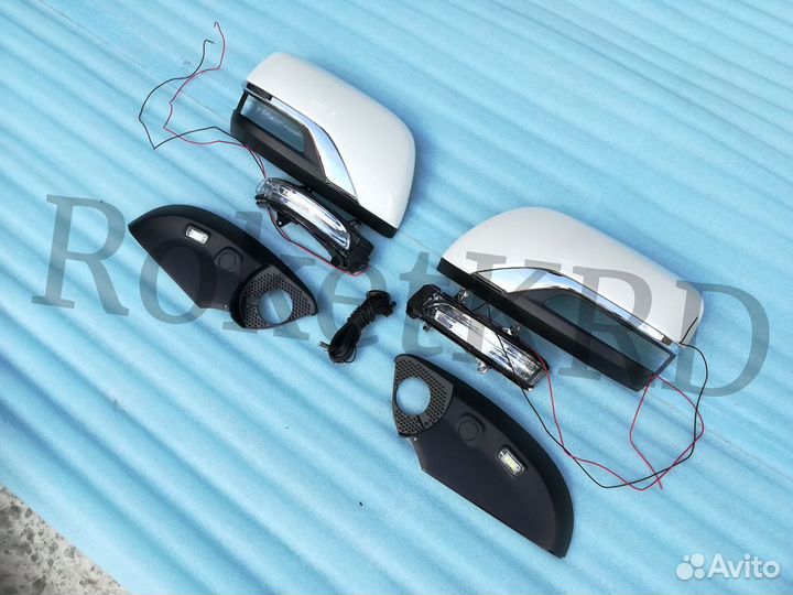 Корпуса зеркал Toyota Land Cruiser 200 2016+