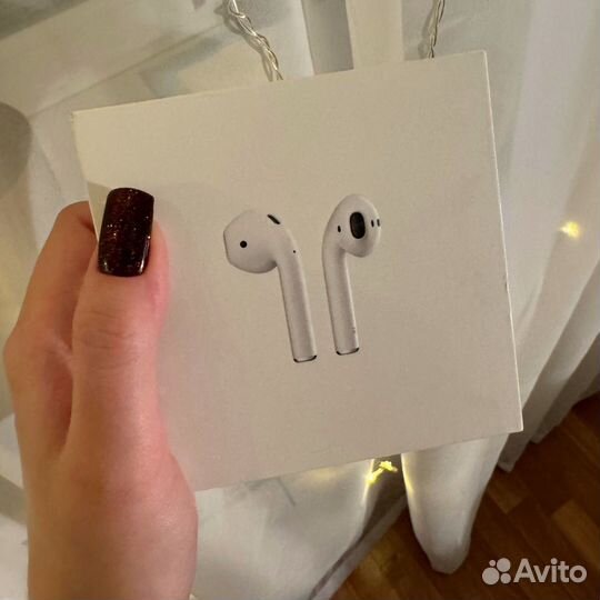 Беспроводные наушники apple airpods