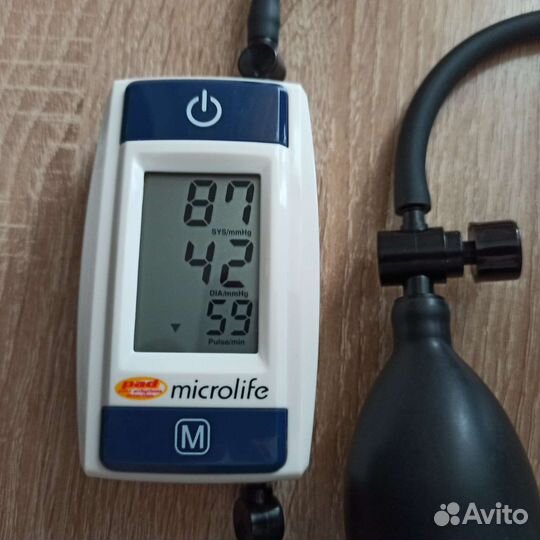 Полуавтоматический тонометр