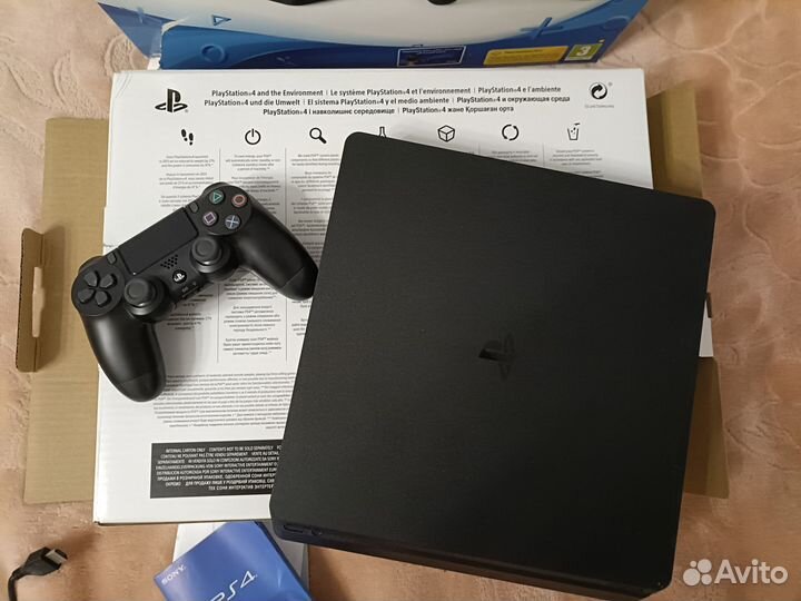 Sony PlayStation 4 Slim 1TB