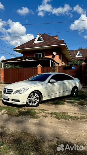 Mercedes-Benz E-класс 1.8 AT, 2011, 121 000 км