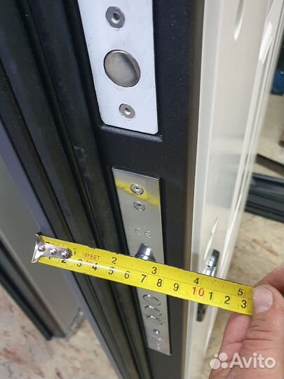 Дверь входная металлическая