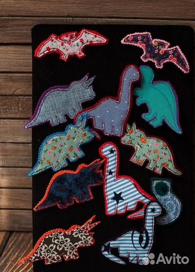 Значки Динозавры