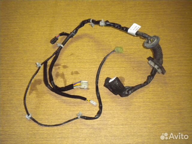 Проводка правой двери Hyundai Starex H1 (2005 г.в)