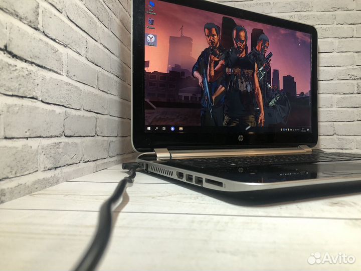 Игровой ноутбук HP i3-3217/4Gb/120Ssd/2 видеокарты