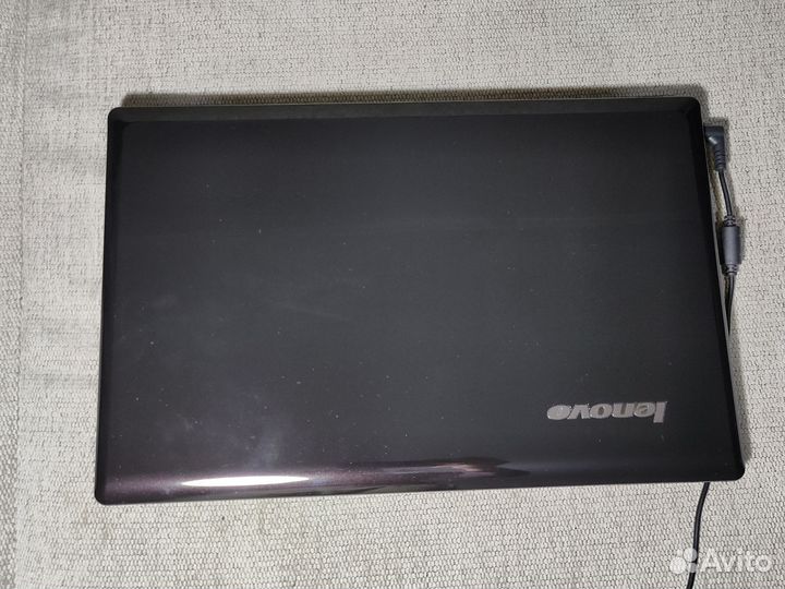Ноутбук Lenovo идеальное состояние/500gb/4gb