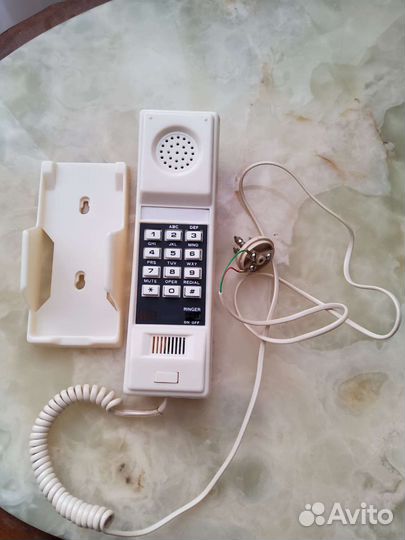 Стационарный телефон-трубка