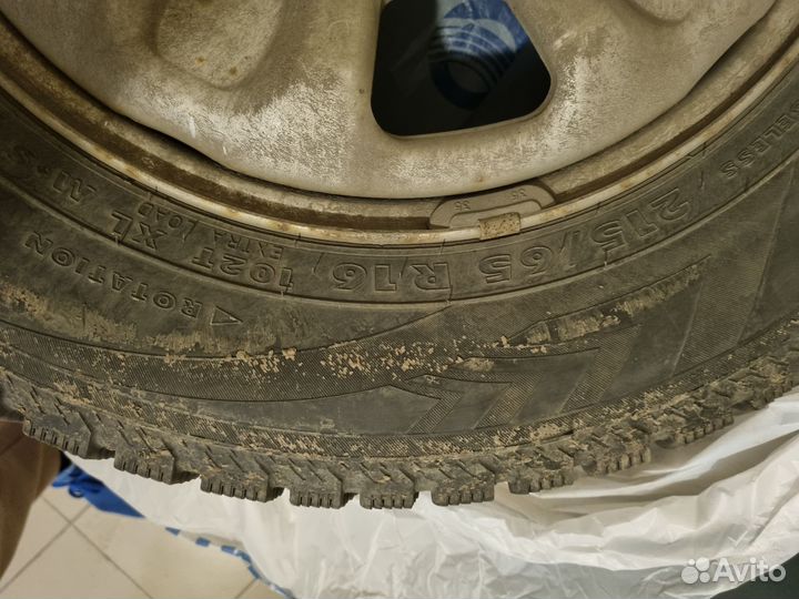 Nordman Nordman 4 215/65 R16