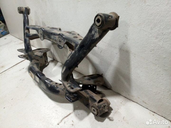 Балка задняя/подрамник Skoda Yeti