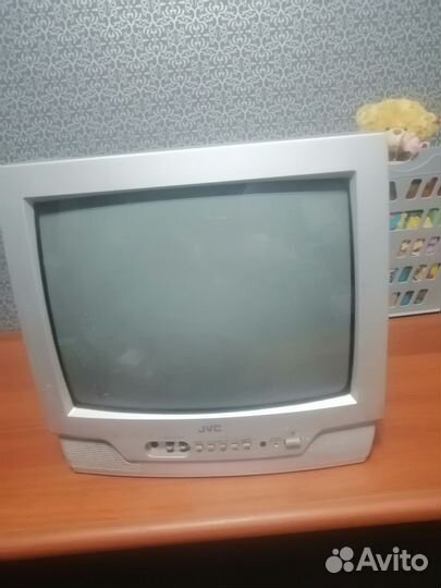 Телевизор б/у JVC
