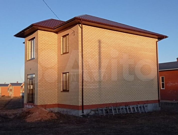 Коттедж 128,6 м² на участке 6 сот.