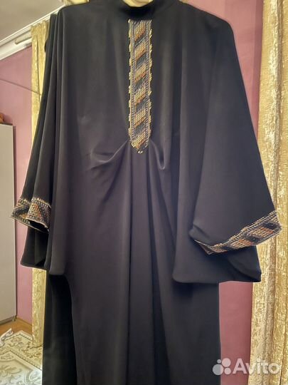 Абая черная