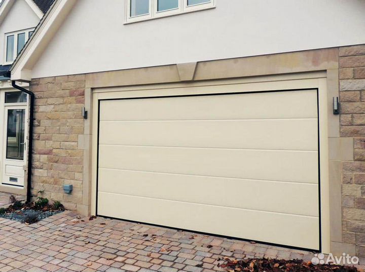 Секционные ворота Alutech Prestige