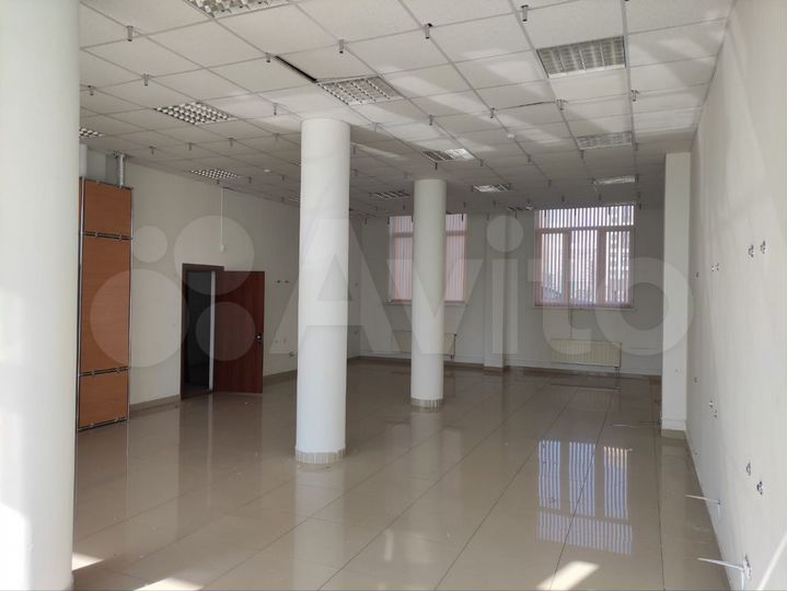 Свободного назначения, 180 м²