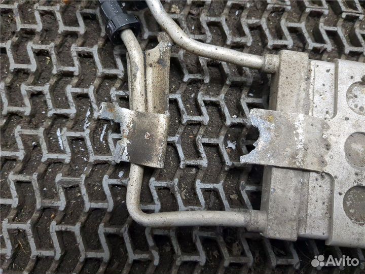 Радиатор масляный Volkswagen Touran, 2007