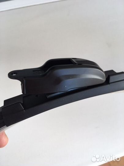 Продаются дворники на авто