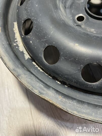 Штампованные диски r15