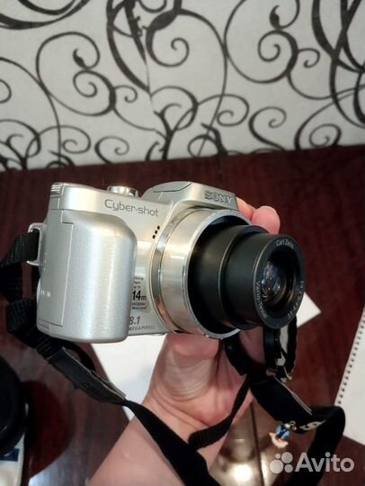 Фотоаппарат Sony Cyber-shot DSC-H3