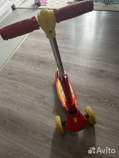 Самокат детский трехколесный