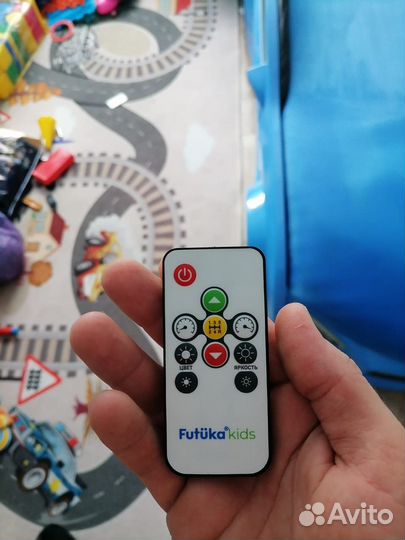 Детская кровать машина с матрасом и подсветкой