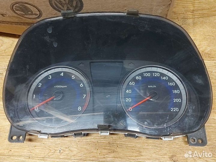 Панель приборов Hyundai Solaris 2010-2017