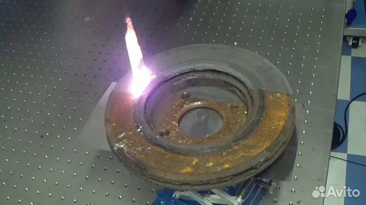 Лазерная чистка металла