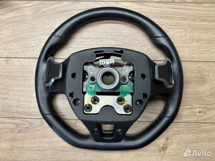 Руль Kia Optima GT