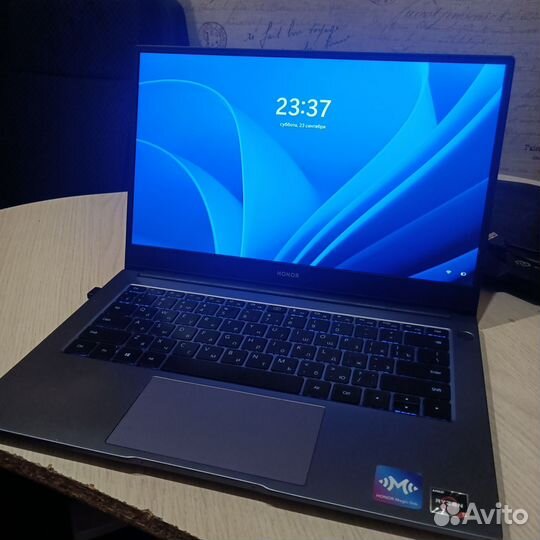 Ноутбук Honor MagicBook 14