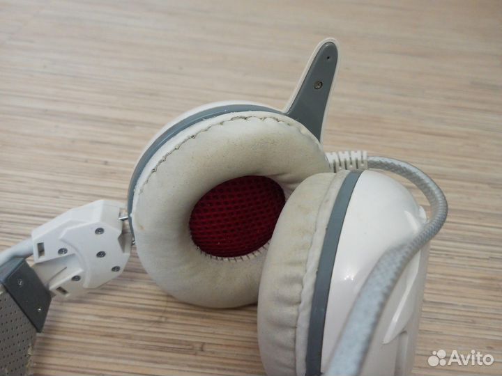 Игровые наушники