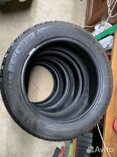 Michelin X-Ice North 4 215/55 R17