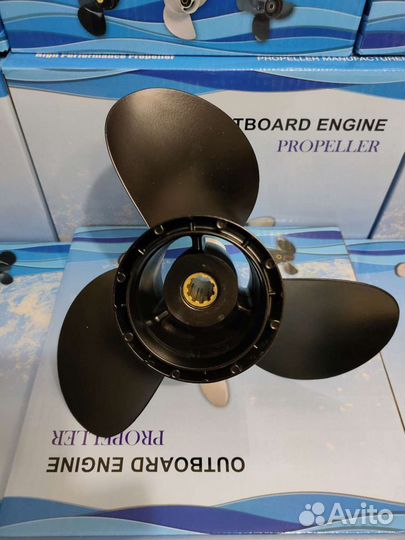 Винт на лодочный мотор Suzuki 30