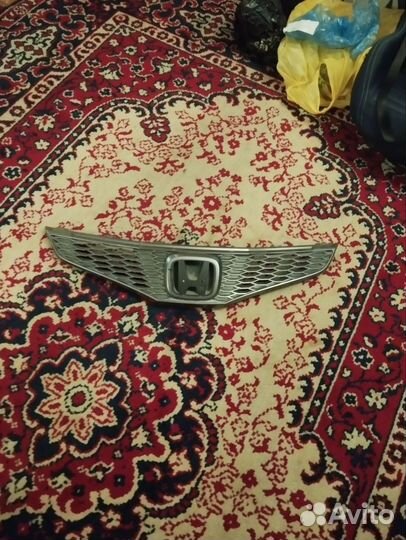 Решетка радиатора хонда фит